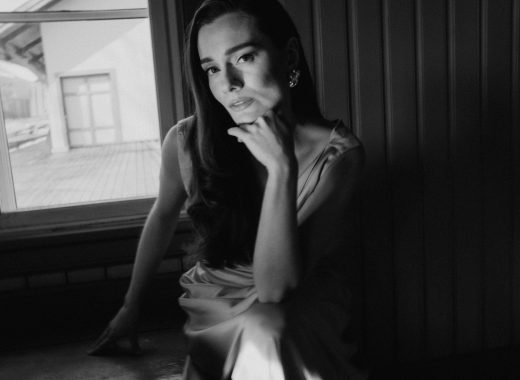 Come dine with EMELIE HOLLOW